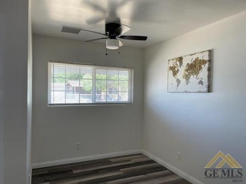 219 E Fairview Rd, Bakersfield, CA 93307 photo 6