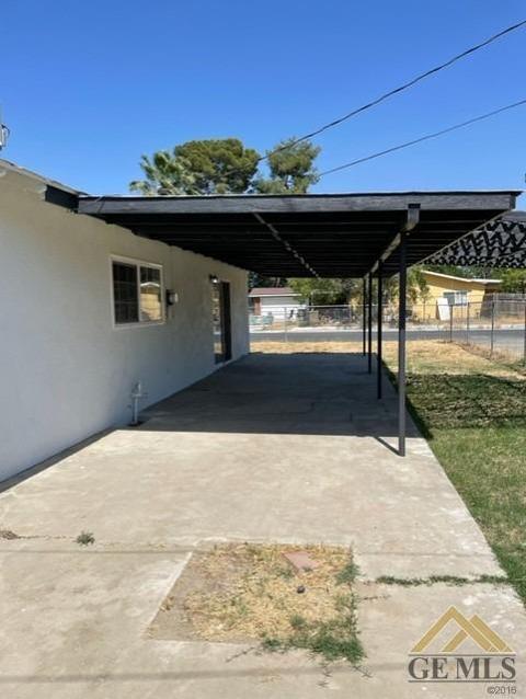 219 E Fairview Rd, Bakersfield, CA 93307 photo 19