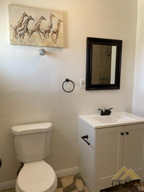 219 E Fairview Rd, Bakersfield, CA 93307 photo 14