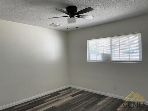 219 E Fairview Rd, Bakersfield, CA 93307 photo 7