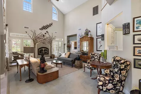 25720 Skyline Dr, Tehachapi, CA 93561 photo 5