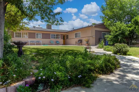 11 Victor St, Taft, CA 93268 photo 3