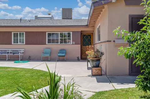 11 Victor St, Taft, CA 93268 photo 4