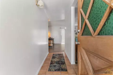 11 Victor St, Taft, CA 93268 photo 5