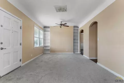 713 A St, Taft, CA 93268 photo 8