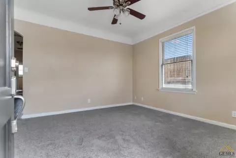 713 A St, Taft, CA 93268 photo 6