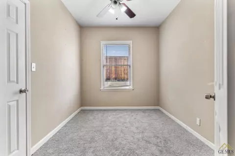 713 A St, Taft, CA 93268 photo 3