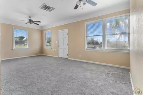 713 A St, Taft, CA 93268 photo 10
