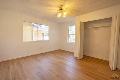 400 Prince Ln, Shafter, CA 93263 photo 42