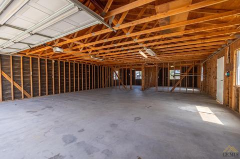 400 Prince Ln, Shafter, CA 93263 photo 44