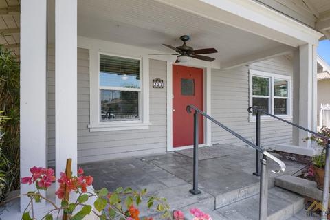 327 E St, Bakersfield, CA 93304 photo 5