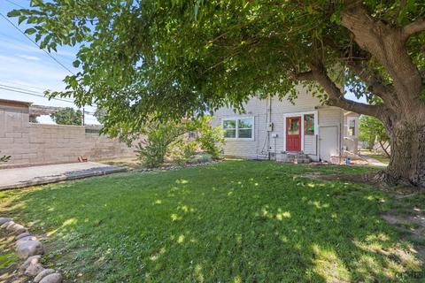 327 E St, Bakersfield, CA 93304 photo 37