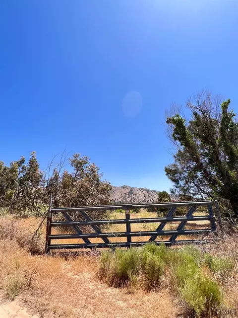 40567 Valley View Rd, Caliente, CA 93518 photo 52