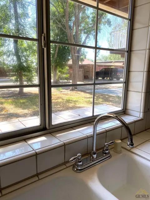 14314 Eberle Rd, Bakersfield, CA 93313 photo 15