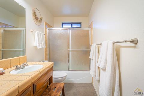 22413 Mccarthy Dr, Tehachapi, CA 93561 photo 11