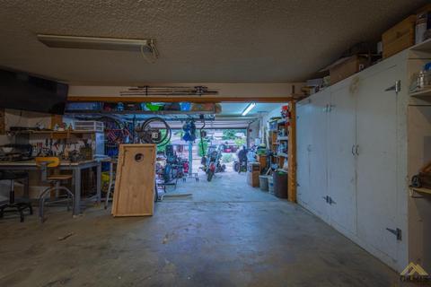 22413 Mccarthy Dr, Tehachapi, CA 93561 photo 15