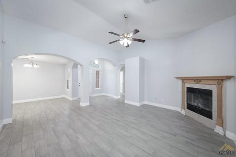 4308 Silver Maple Ct, Bakersfield, CA 93313 photo 9