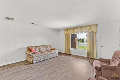 1314 10th Ave, Delano, CA 93215 photo 8