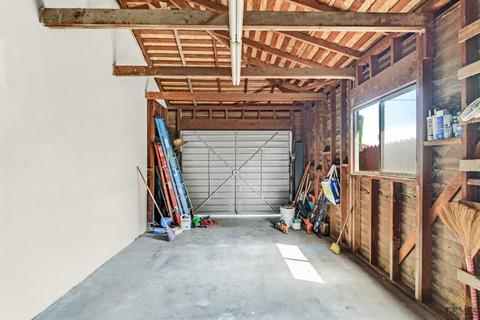 1314 10th Ave, Delano, CA 93215 photo 35