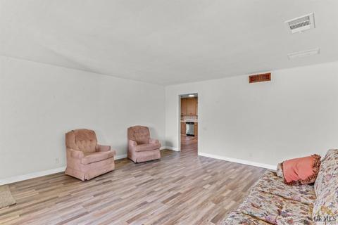 1314 10th Ave, Delano, CA 93215 photo 6