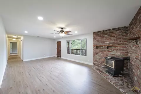 39759 Pine Ridge Rd, Oakhurst, CA 93644 photo 6