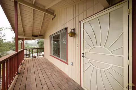 39759 Pine Ridge Rd, Oakhurst, CA 93644 photo 3