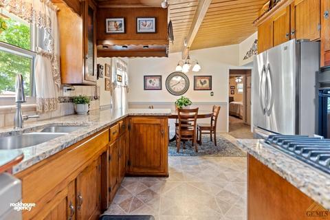 905 Acacia Ct, Tehachapi, CA 93561 photo 15