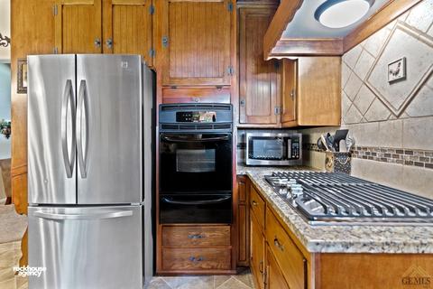905 Acacia Ct, Tehachapi, CA 93561 photo 16