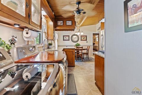 905 Acacia Ct, Tehachapi, CA 93561 photo 17