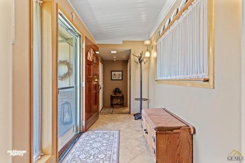 905 Acacia Ct, Tehachapi, CA 93561 photo 18