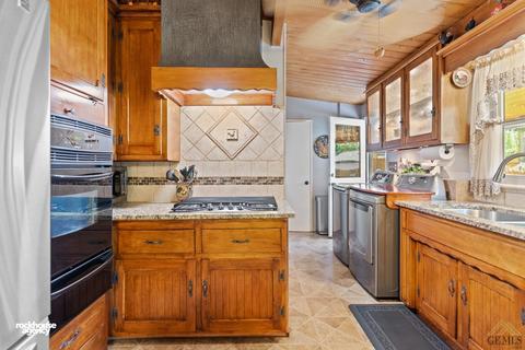 905 Acacia Ct, Tehachapi, CA 93561 photo 13