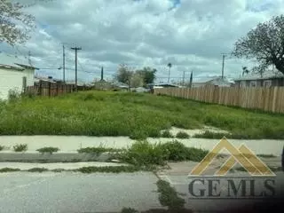 114 Fillmore St, Taft, CA 93268 photo 1