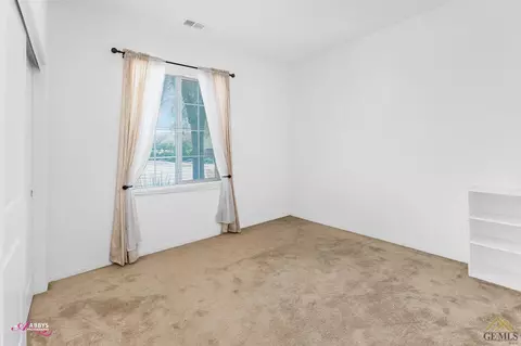 10001 Sentinel Peak Pl, Bakersfield, CA 93311 photo 18
