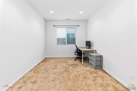 10001 Sentinel Peak Pl, Bakersfield, CA 93311 photo 19