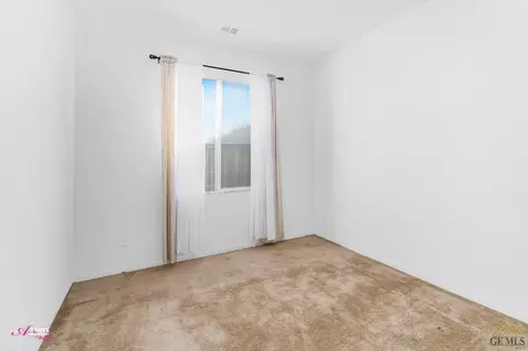 10001 Sentinel Peak Pl, Bakersfield, CA 93311 photo 16