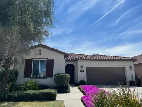 10001 Sentinel Peak Pl, Bakersfield, CA 93311 photo 4