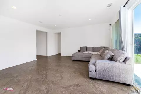 10001 Sentinel Peak Pl, Bakersfield, CA 93311 photo 27