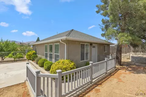 21401 Shirley Dr, Tehachapi, CA 93561 photo 32