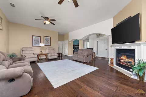 21401 Shirley Dr, Tehachapi, CA 93561 photo 12