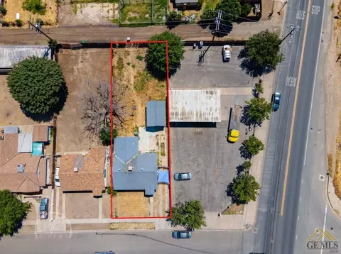 406 Main St, Delano, CA 93215 photo 3