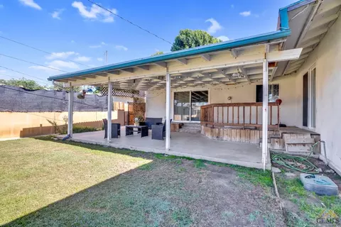 306 Atlantic Ave, Shafter, CA 93263 photo 33