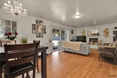 306 Atlantic Ave, Shafter, CA 93263 photo 5