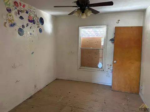 403 Buchanan St, Taft, CA 93268 photo 9