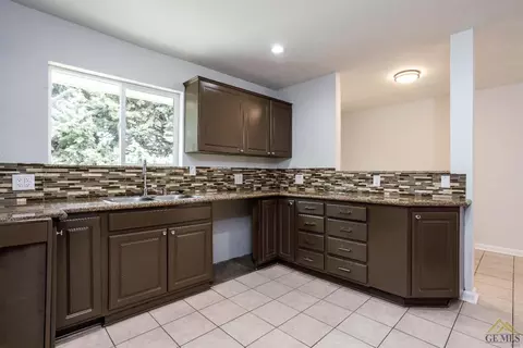 17660 Arlington Pl, Tehachapi, CA 93561 photo 14
