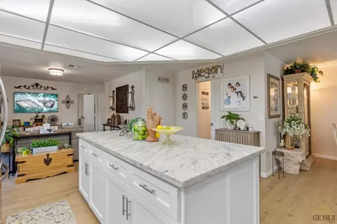 19721 Mesa Dr, Tehachapi, CA 93561 photo 9