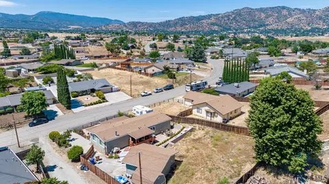 19721 Mesa Dr, Tehachapi, CA 93561 photo 32