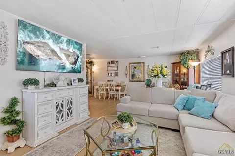 19721 Mesa Dr, Tehachapi, CA 93561 photo 4