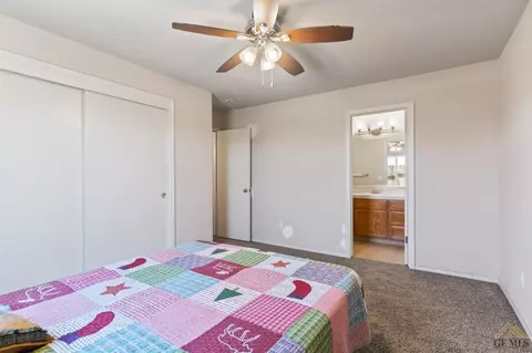 415 Pierce St, Taft, CA 93268 photo 11