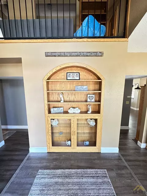 27994 Van Pelt Ct, Taft, CA 93268 photo 3