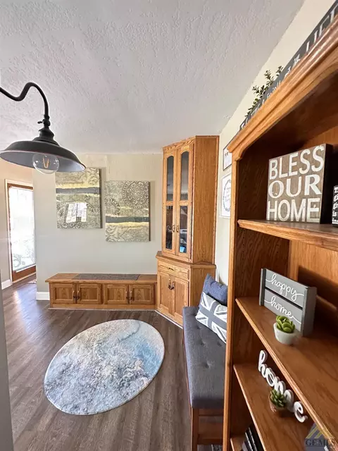 27994 Van Pelt Ct, Taft, CA 93268 photo 12